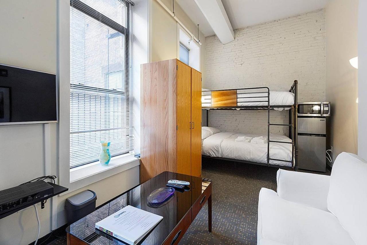Studio Ready 4 Students & Traveling Professionals! 310 Leilighet Boston Eksteriør bilde